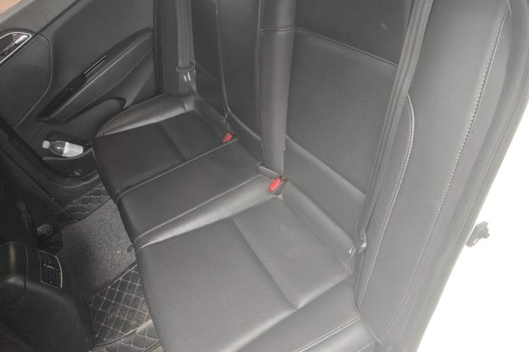 Used Hyundai Mistra 2014 1.8L Automatic Smart GLS
