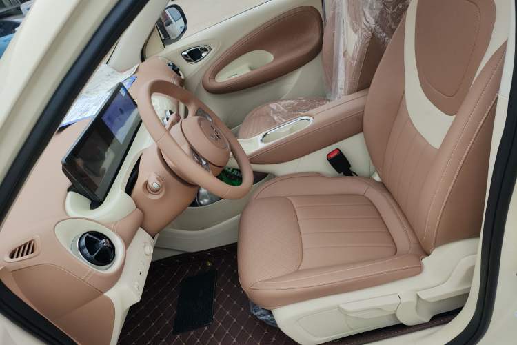 Used Wuling Bingo 2025 333 km Enjoyment Version Left Front Seat