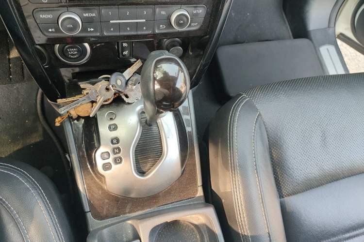 Used Renault Koleos 2015 2.5L Two-Wheel Drive Comfort Edition Gear Lever