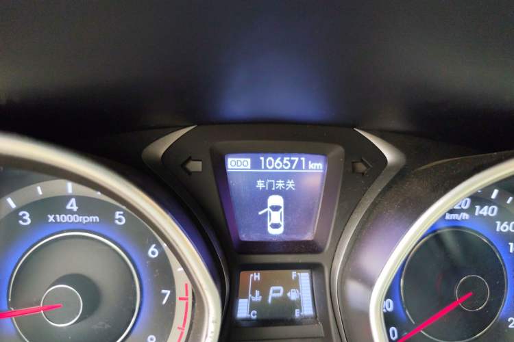 Used Hyundai Elantra (5th Generation / Langdong) 2016 1.6L Automatic Prestige Model