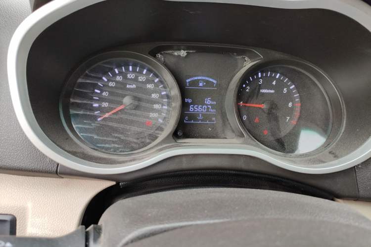 Used Jinbei 750 2015 1.5L Comfort Model
