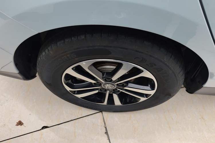 Used BYD Qin PLUS 2025 DM-i Smart Drive 120KM Superior Model
