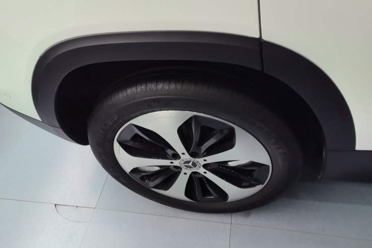 Used Mercedes-Benz GLB 2022 Updated GLB 200 Fashion Edition