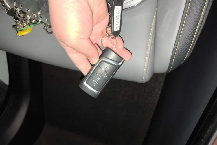 Used GAC Trumpchi GS4 2022 270T Automatic Smart Drive Technology Edition (Upgraded Version) Vehicle Key