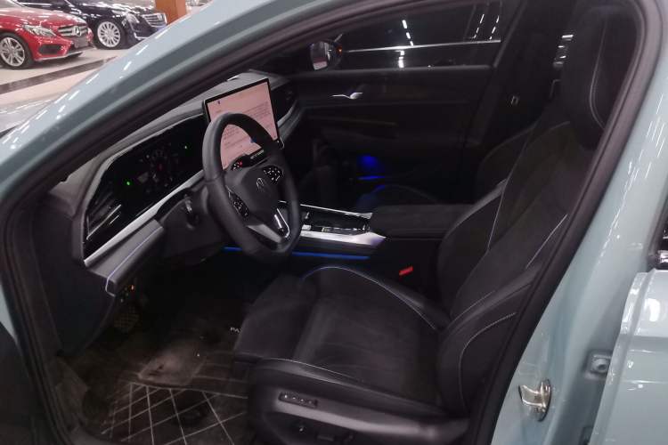 Used Volkswagen Passat 2025 Pro 380TSI Starry Dragon Luxury Edition Left Front Seat