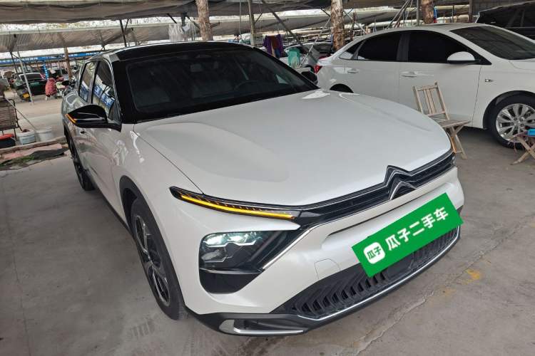 Used Citroen C5 X 2021 1.6T Enjoy the Extraordinary Front Right 45 Deg