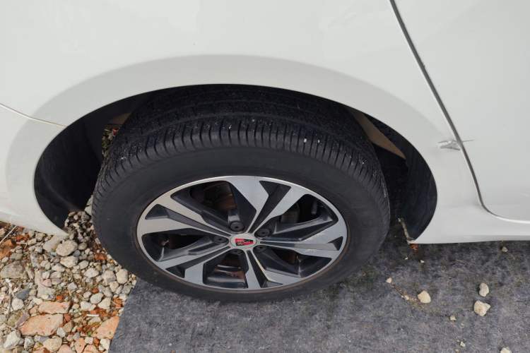 Used Roewe 360 2017 1.5L Automatic Luxury Edition