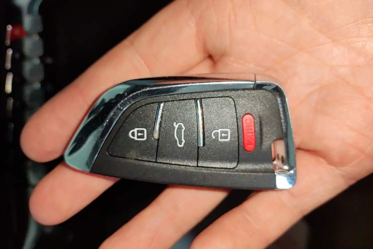 Used Peugeot 5008 2017 380THP 7-Seater Elite Edition