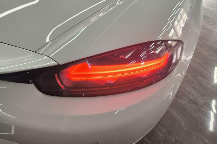 Used Porsche 718 2018 Boxster 2.0T
