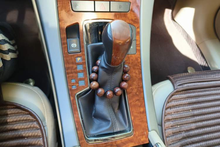 Used Buick LaCrosse 2011 2.4L SIDI Haoya Edition Gear Lever