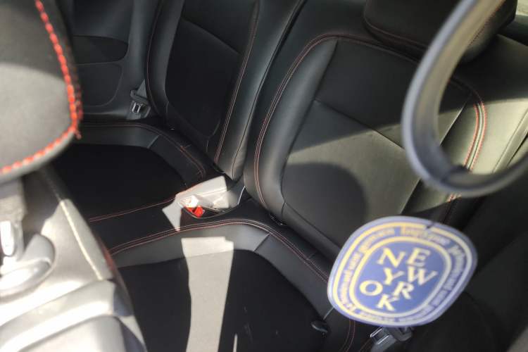 Used Volkswagen Beetle 2018 180TSI Joyful Orange Edition