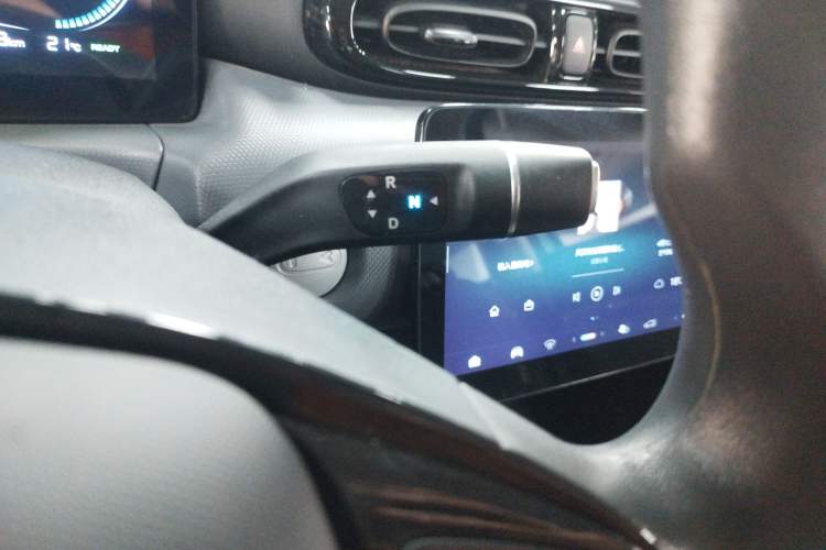 Used Leapmotor T03 2025 403 Comfort Edition Gear Lever