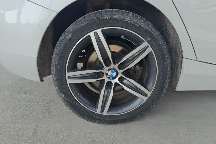 Used BMW 1 Series 2018 118i Sport Design Package