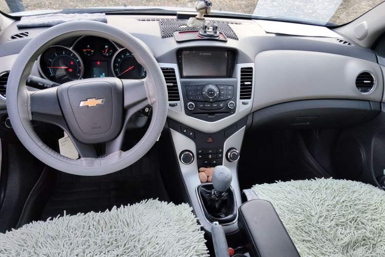 Used Chevrolet Cruze 2014 1.6L SL Millionth Anniversary Edition MT