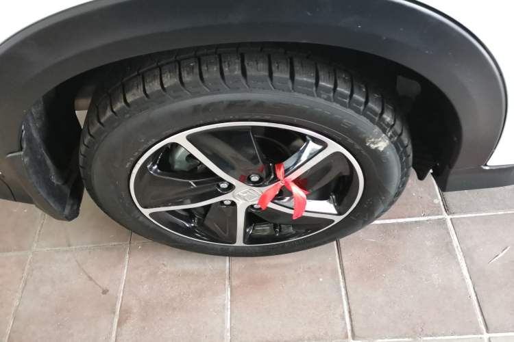 Used Honda Vezel 2020 1.5L CVT Pioneer Edition
