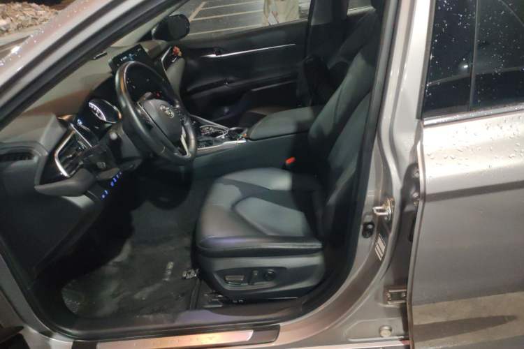 Used Toyota Camry 2021 2.0G Luxury Edition Left Front Seat