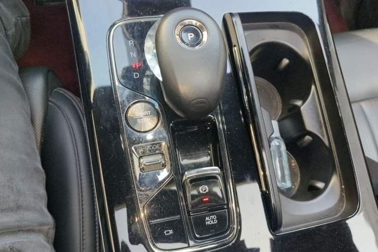 Used GAC Trumpchi M8 2023 Zongshi Series Dual-Motor YuZun Edition Gear Lever