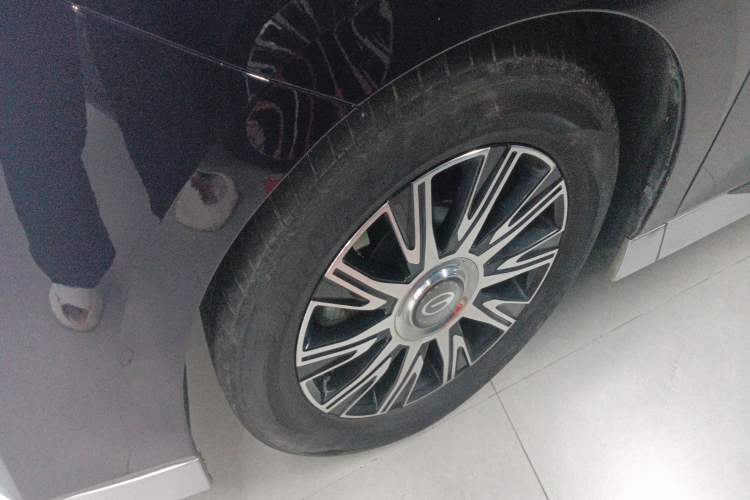 Used GAC Trumpchi E9 2024 E9 Champion Edition Left Front Wheel Hub