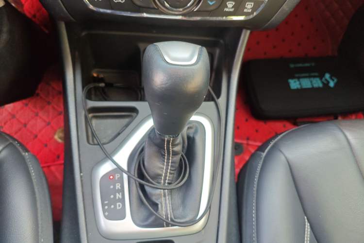 Used Jeep Cherokee 2020 2.0L Two-Wheel Drive Classic Sports Edition
