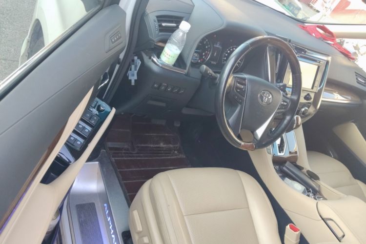 Used Toyota Alphard 2015 3.5L Prestige Edition Driver Seat