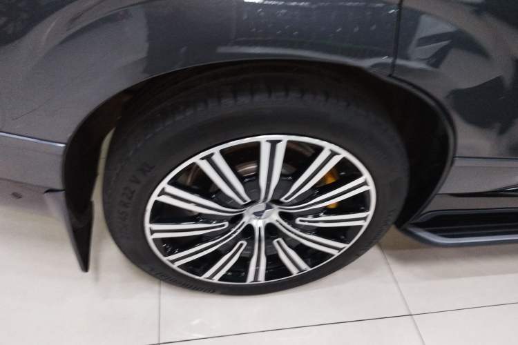 Used Denza N9 2025 Flagship Model
