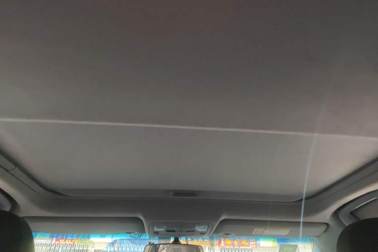 Used Toyota Camry 2016 2.0G 10th Anniversary Leading Edition
