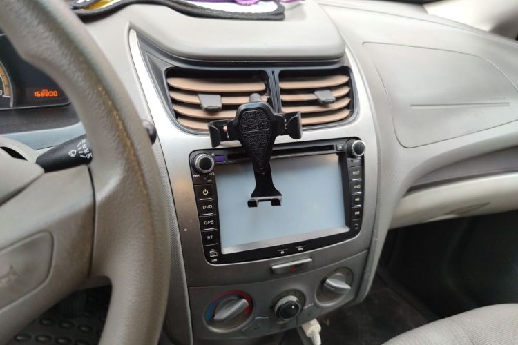 Used Chevrolet Sail 2013 Sedan 1.2L Manual Fashionable Happiness Edition
