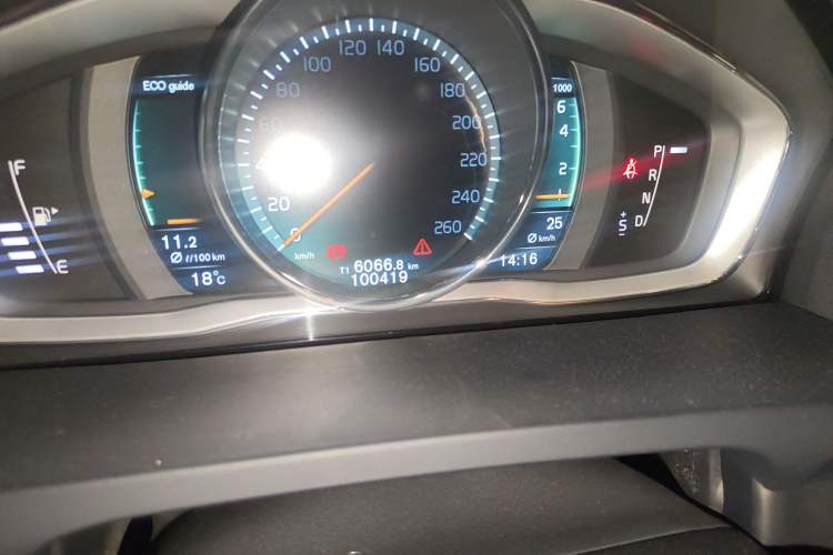 Used Volvo V60 2015 T5 Zhiya Edition
