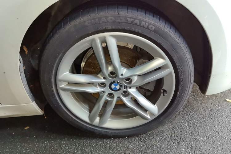Used BMW 1 Series 2019 118i M Sport Package Right Front Wheel Hub