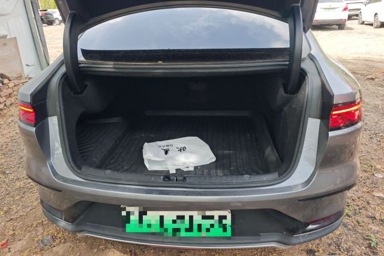 Used BYD Han 2022 EV Genesis Edition 715 km Front-Wheel-Drive Flagship Model Trunk