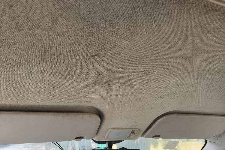 Used Wuling Rongguang V 2016 1.5L Standard Version Headliner