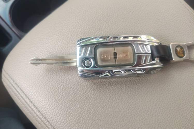 Used Mitsubishi Pajero  Vehicle Key