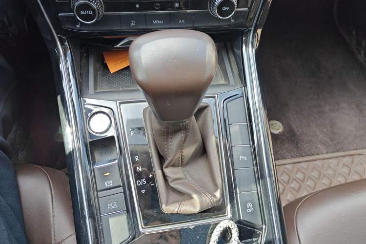 Used Volkswagen Phideon 2021 380TSI Luxury Edition
