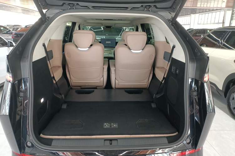 Used XPeng X9 2024 610 Long-Range Pro