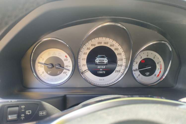 Used Mercedes-Benz GLK-Class 2015 GLK 260 4MATIC Dynamic Edition Ultimate Version Instrument Cluster