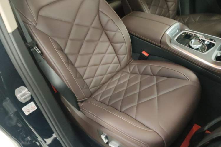 Used BMW X5 2023 xDrive 30Li Luxury M Sport Package