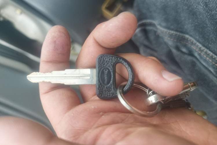 Used CHANGAN KUAYUE Xinbao MINI 2016 1.2L Double-Cab with 2550 Rear Dual Wheels DK12-10 Vehicle Key