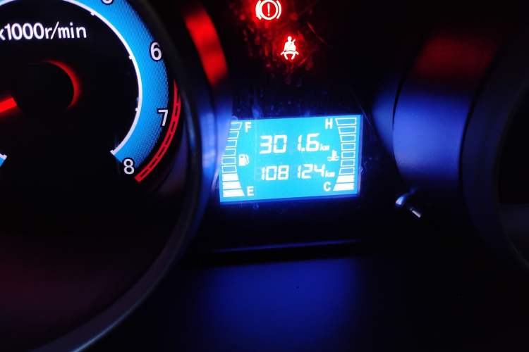 Used CHANGAN KAICHENG Ruixing M70 2018 1.5L Comfort Version Flat-Top Bi-Door DAM15DL Odometer Close Up