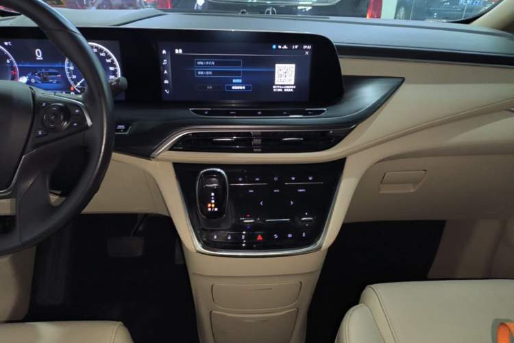 Used Buick GL8 2022 ES Landtrek 653T Luxury Edition Audio And AC Panel