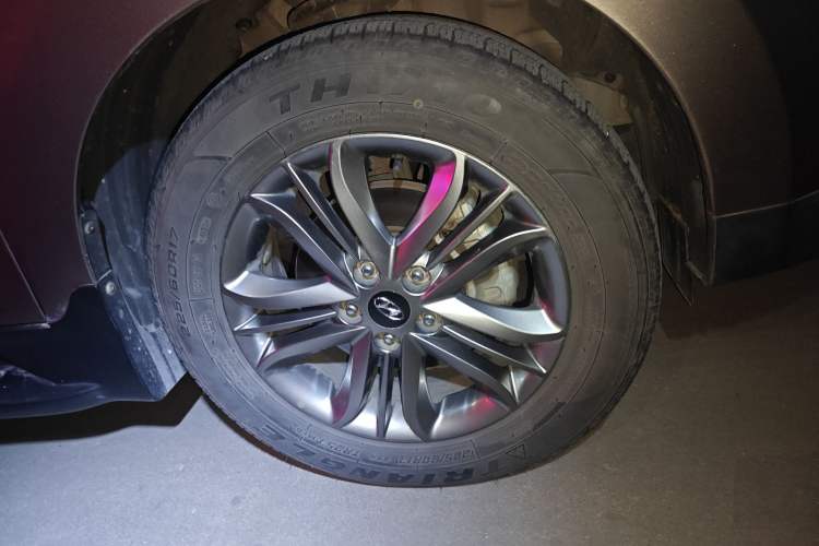 Used Hyundai ix35 2015 2.0L Automatic 2WD Smart Type China IV