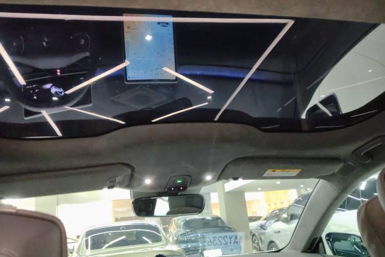 Used Nio ET7 2024 75 kWh Executive Signature Edition Headliner