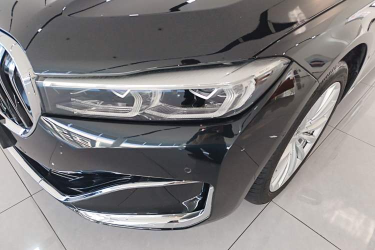 Used BMW 7 Series 2021 730Li Luxury Package Left Front Headlight