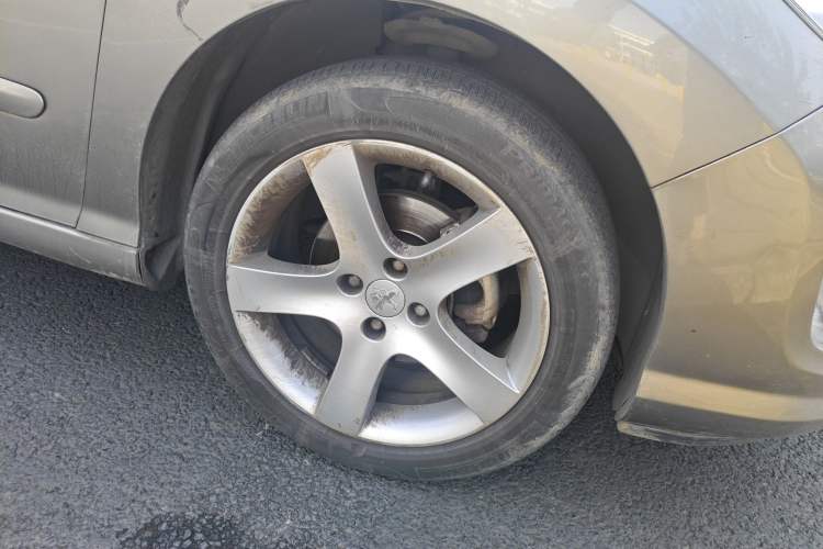 Used Peugeot 408 2013 2.0L Automatic Comfort Edition
