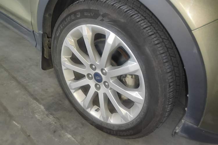Used Ford Kuga 2013 1.6L GTDi Two-Wheel-Drive Trend Model
