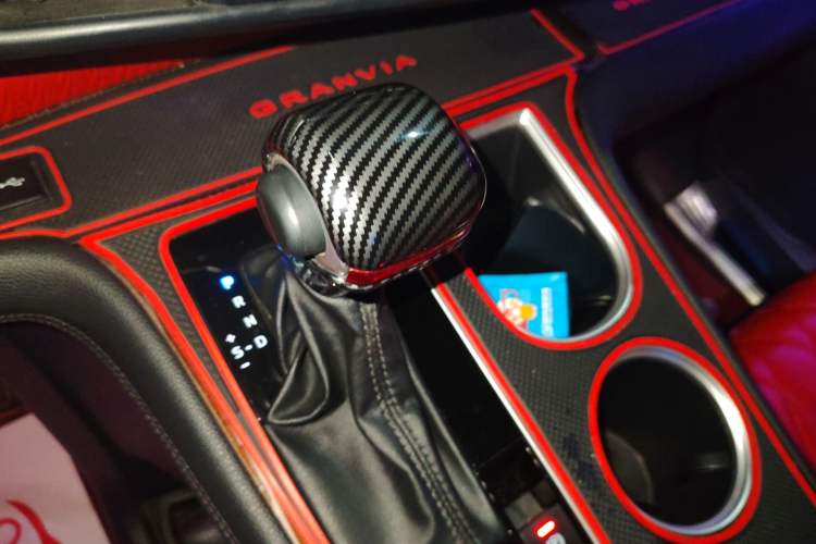 Used Toyota Granvia 2023 2.5L Hybrid Prestige PLUS Edition Gear Lever