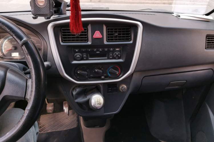 Used Karry Youyou 2 2013 1.0L Standard Version
