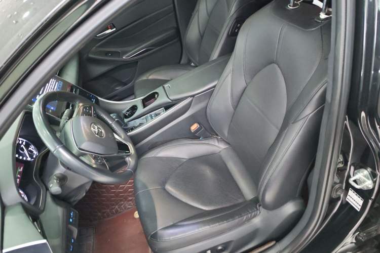 Used Toyota Avalon 2022 Dual-Engine 2.5L Luxury Edition
