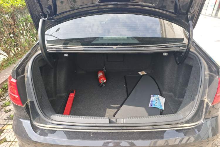 Used Volkswagen Sagitar 2018 1.6L Automatic Comfort Model
