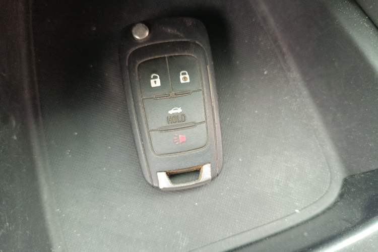 Used Chevrolet Malibu 2017 1.5T Automatic Luxury Edition Vehicle Key