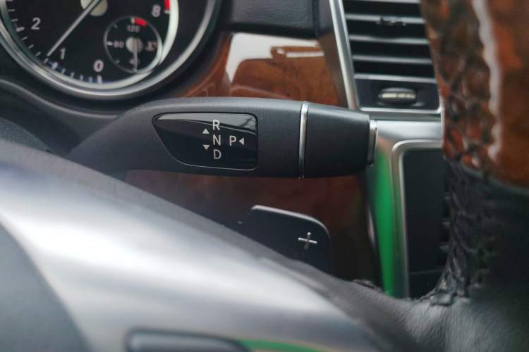 Used Mercedes-Benz M-Class 2014 ML 400 4MATIC Dynamic Model
